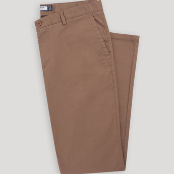 Everyday Pants | Modern Fit | 100% Cotton | Stretch | Tapered Bottom | Color: Brown